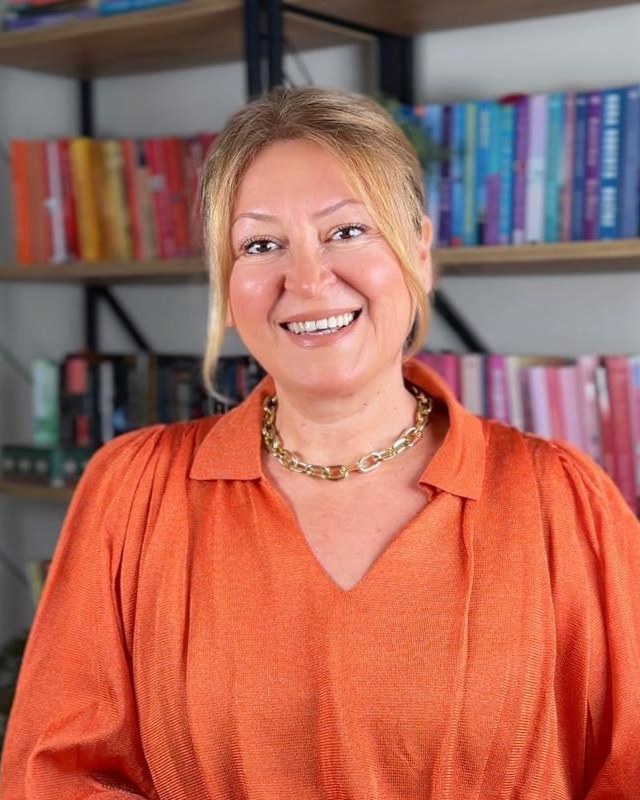 Ebru Feza Yeğengil